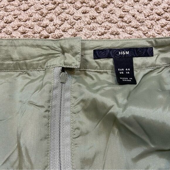 Vintage H&M silk Sage Green Midi Skirt with Sequins‎ Size 14 - Picture 7 of 8